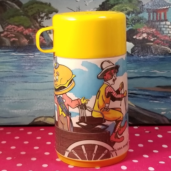 Vintage1982 McDonald's thermo hot and cold thermo